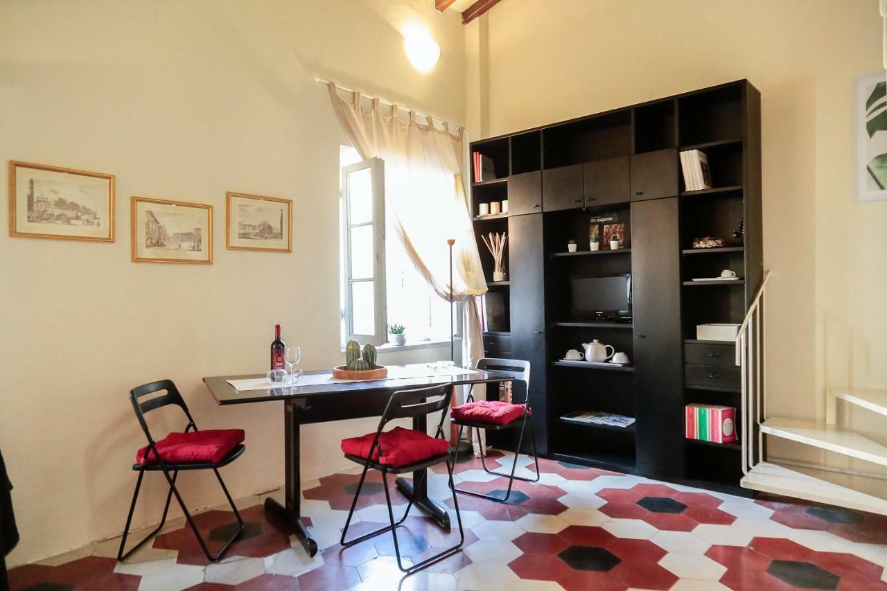 Santamarta35 Apartment Pisa Ngoại thất bức ảnh